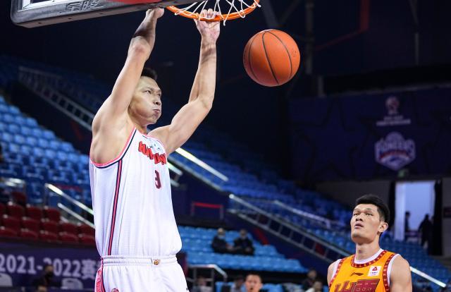 开云官网-易建联竞技状态日趋出色 为何杜锋依旧高兴不起来